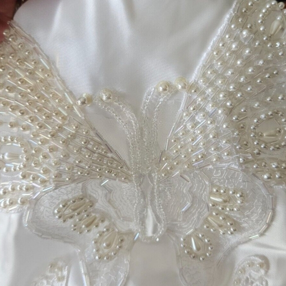 1990's wedding gown.Stunning - Picture 4 of 5